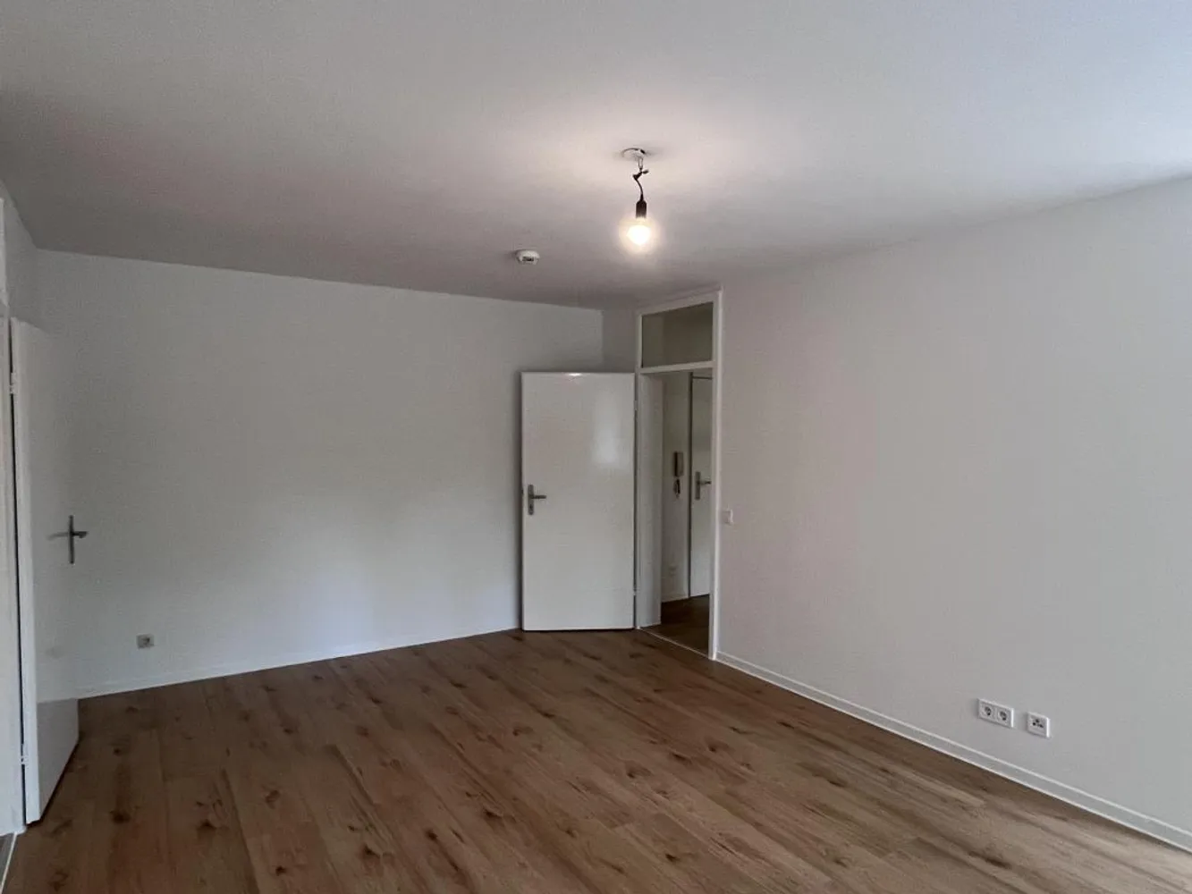 2 Zimmer Wohnung mit 65 m² in Duisburg – Bild 2