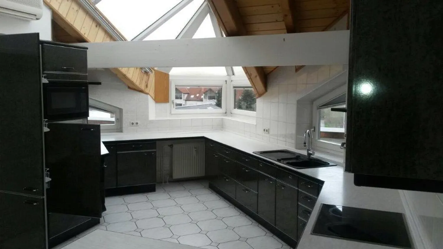 4 Zimmer Wohnung mit 176 m² in Hockenheim – Bild 4
