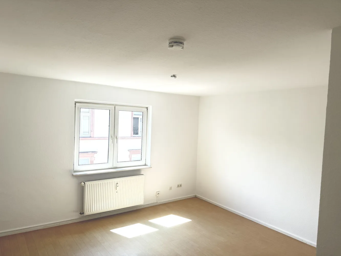 1 Zimmer Wohnung mit 28 m² in Frankfurt am Main – Bild 2