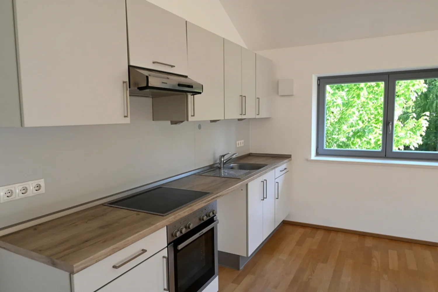 2 Zimmer Wohnung mit 77 m² in Hamburg – Bild 7