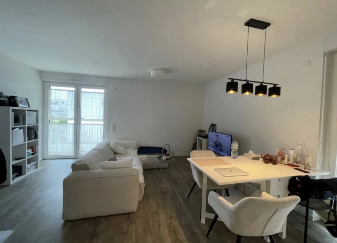 2 Zimmer Wohnung mit 73 m² in Düsseldorf – Bild 2