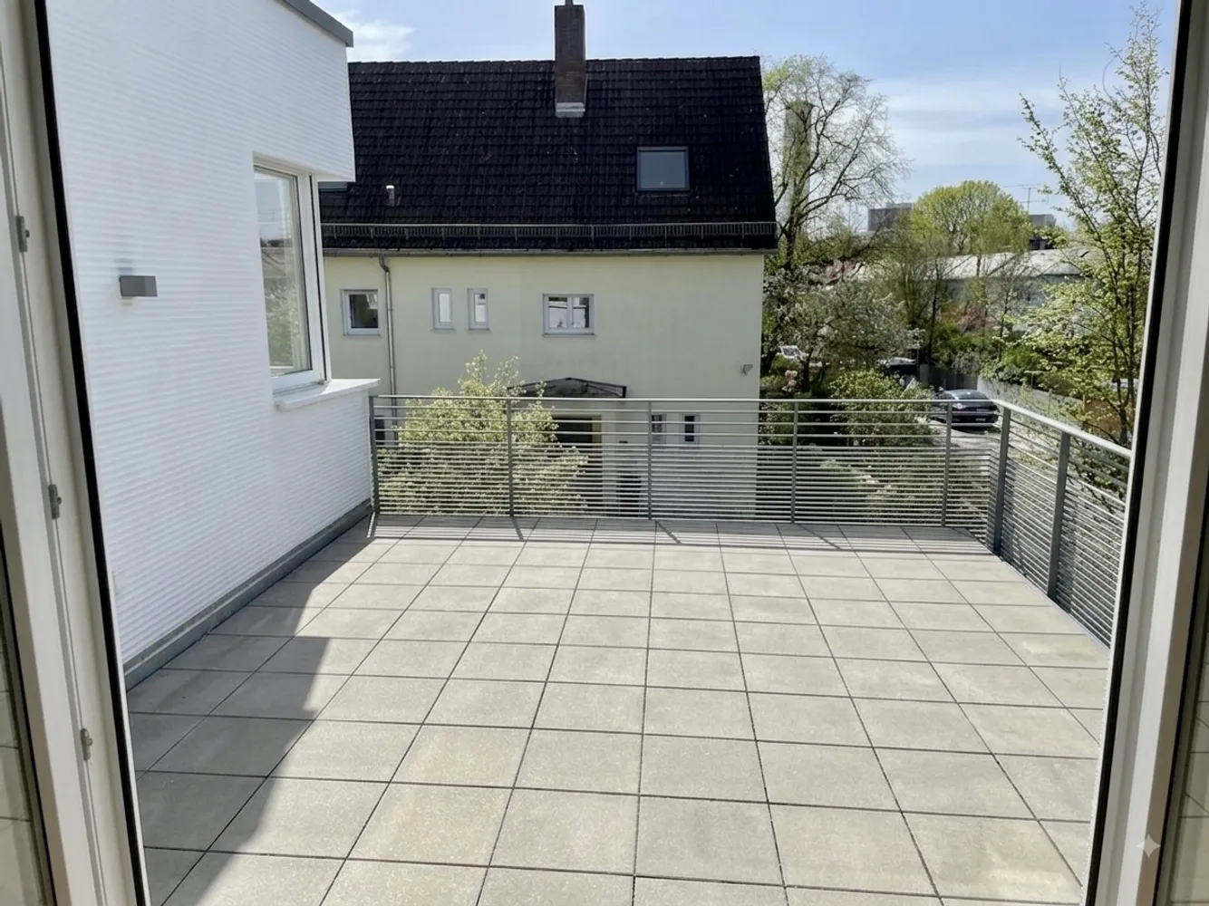 3 Zimmer Wohnung mit 112 m² in München – Bild 4