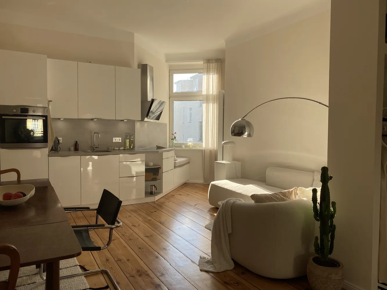 2 room apartment with 58 m² in Berlin – Photo 1