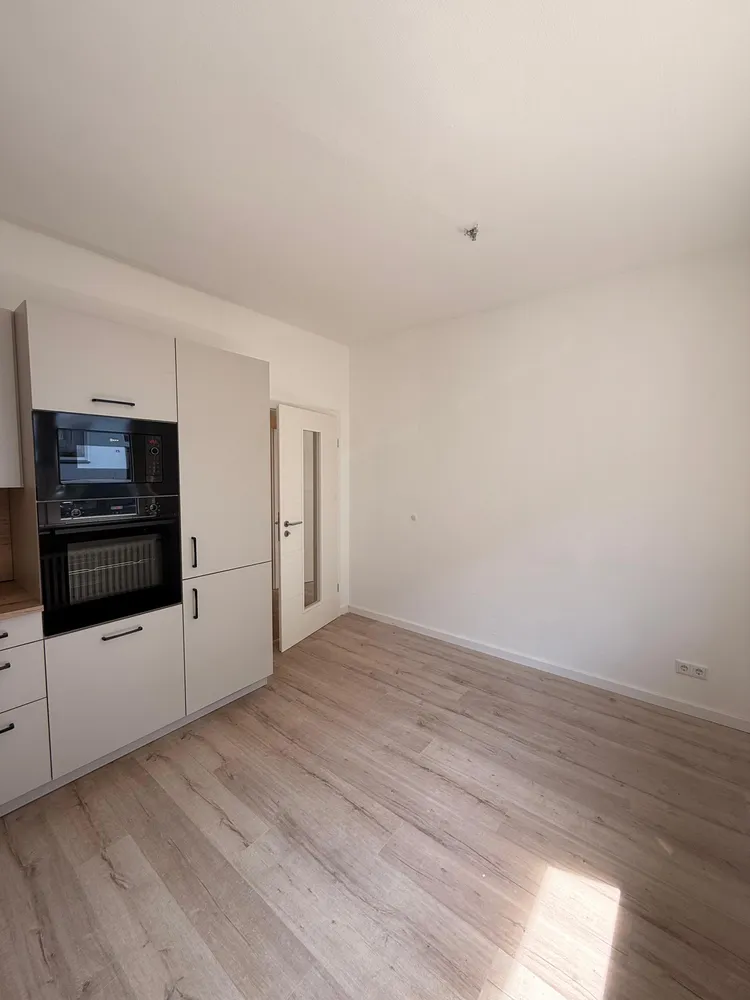 3 Zimmer Wohnung mit 80 m² in Düsseldorf – Bild 3