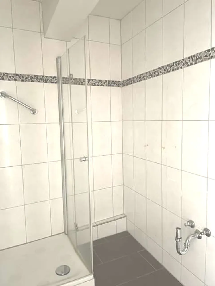 3 Zimmer Wohnung mit 80 m² in Frankfurt am Main – Bild 4