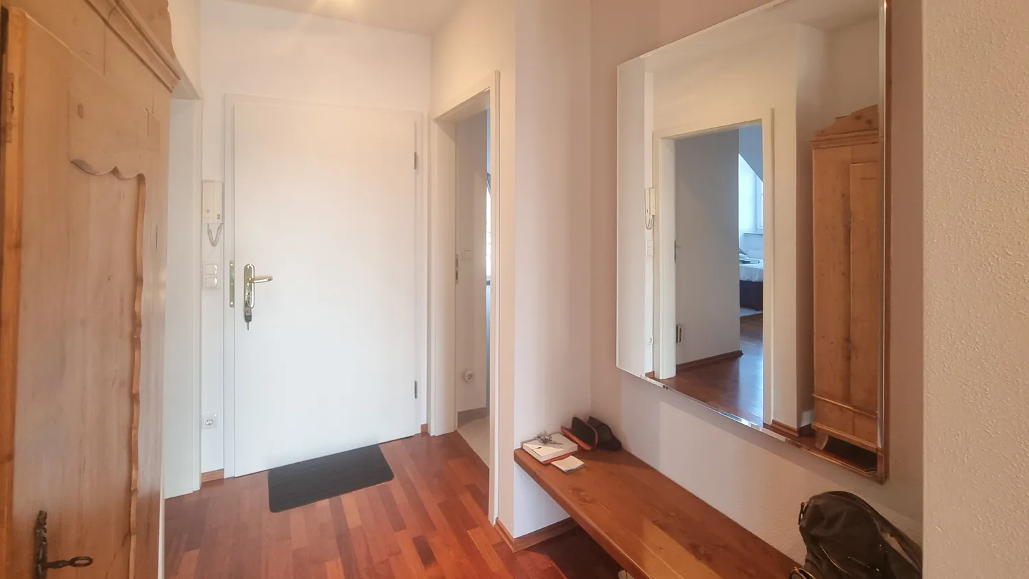 4 Zimmer Wohnung mit 141 m² in München – Bild 7
