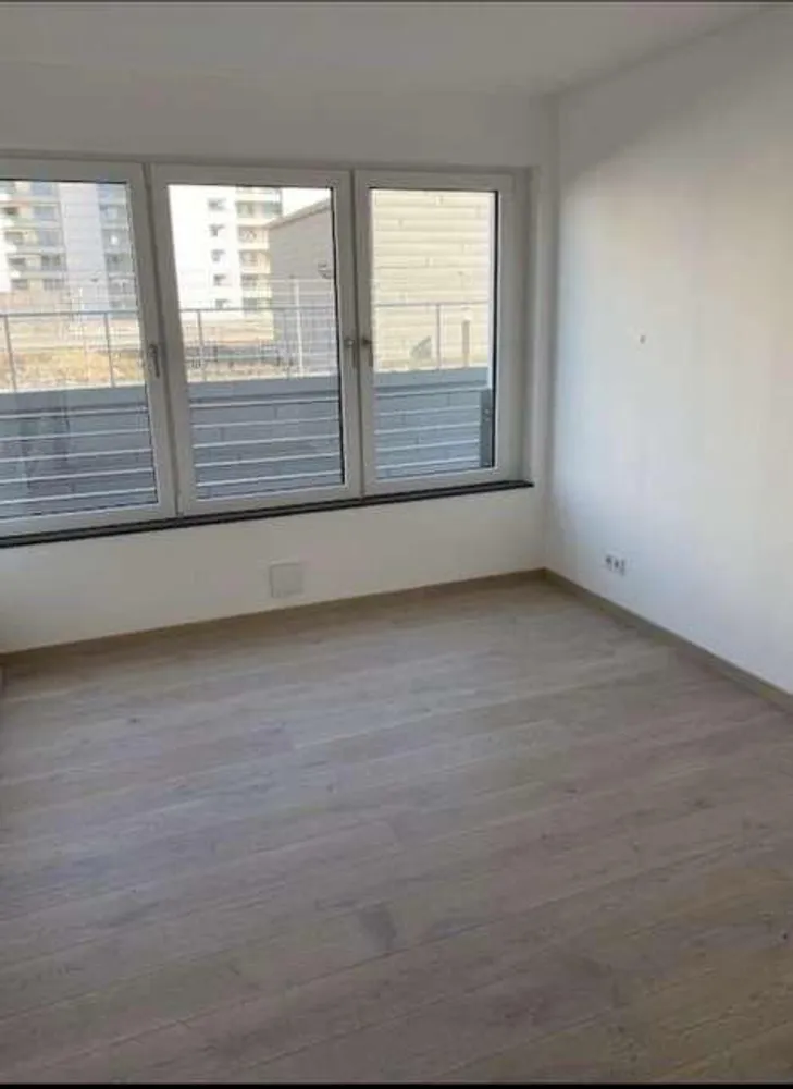4 Zimmer Wohnung mit 94 m² in München – Bild 4