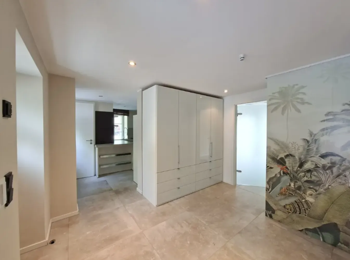 2 Zimmer Wohnung mit 170 m² in Düsseldorf – Bild 3