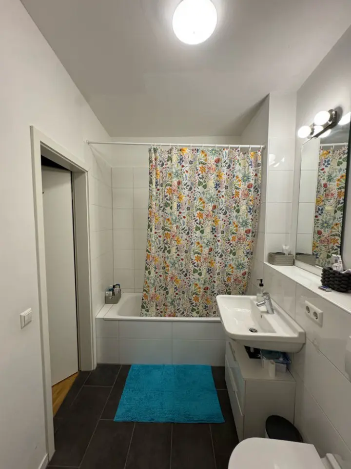 WG-Zimmer mit 105 m² in Karlsruhe – Bild 9