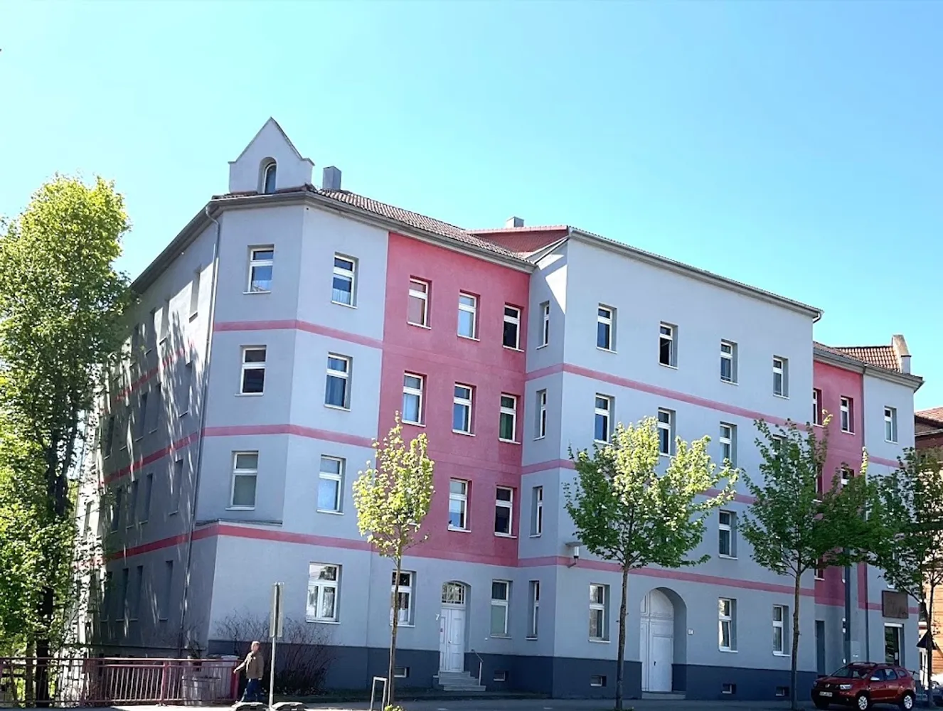 2 room apartment with 81 m² in Erfurt – Photo 2
