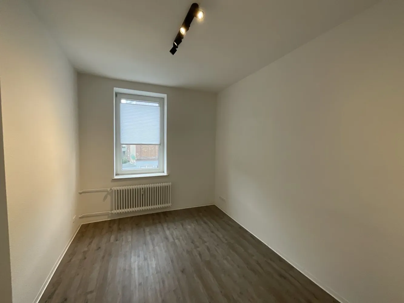 6 Zimmer Wohnung mit 165 m² in Kiel – Bild 6