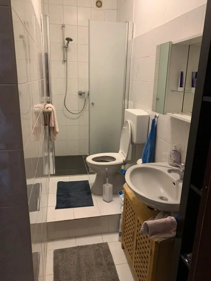 Shared room with 69 m² in Stuttgart – Photo 5