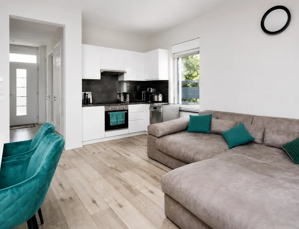 6 Zimmer Haus mit 200 m² in Oranienburg – Bild 2
