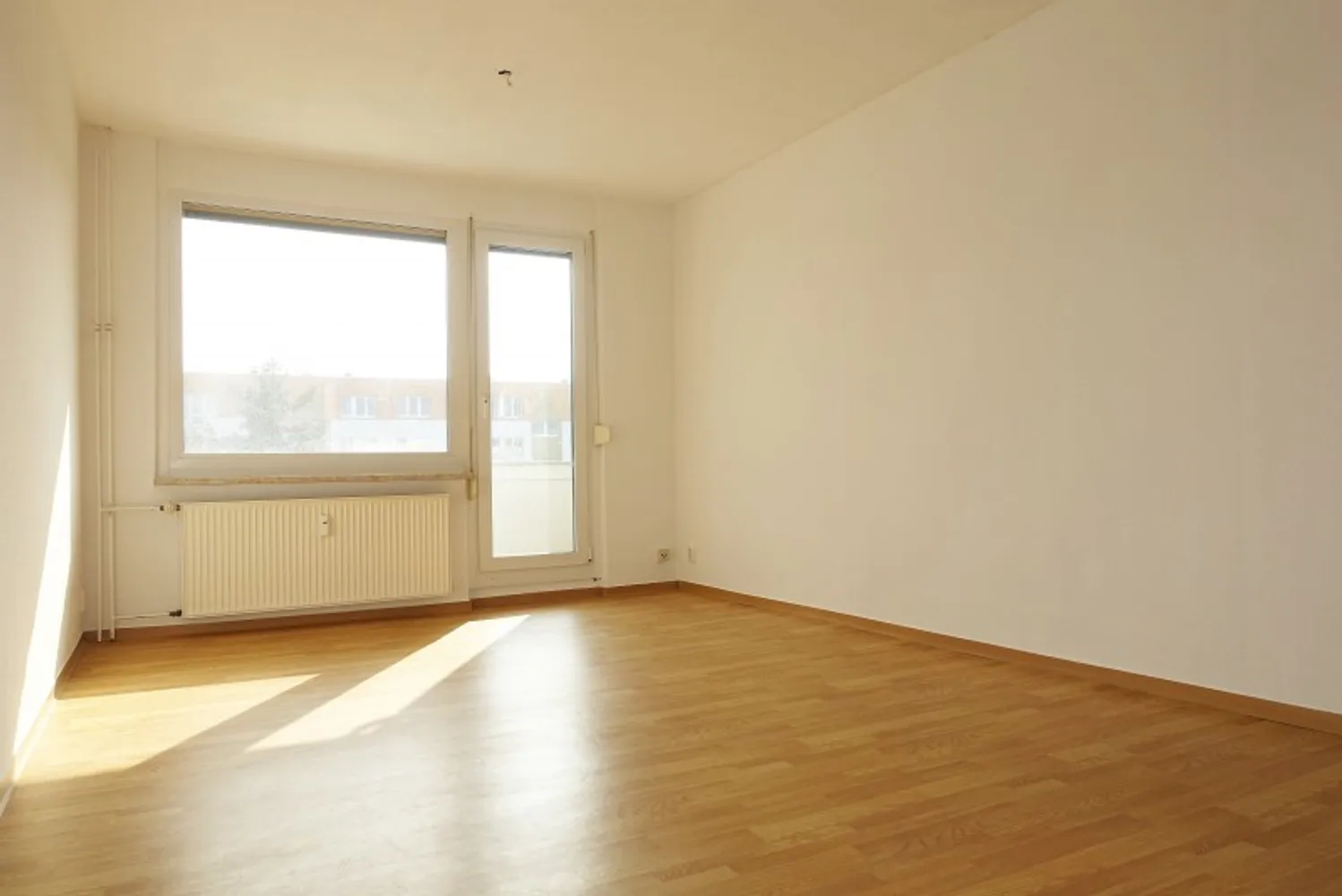 3 Zimmer Wohnung mit 68 m² in Köthen – Bild 2