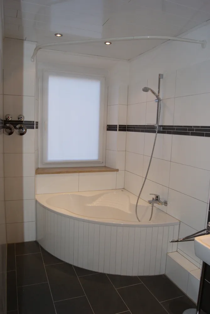 3 Zimmer Wohnung mit 100 m² in Augsburg – Bild 2