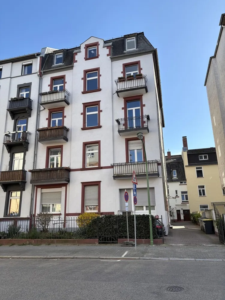 3 Zimmer Wohnung mit 83 m² in Frankfurt am Main – Bild 9