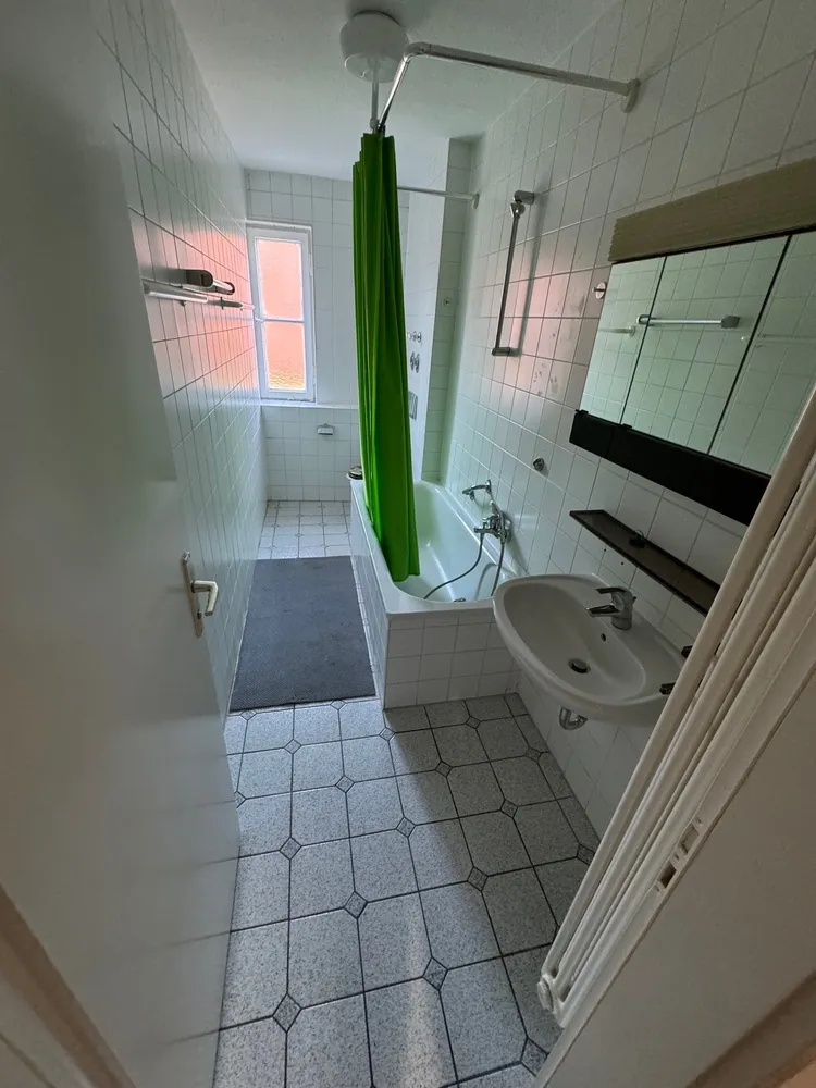 3 Zimmer Wohnung mit 85 m² in Augsburg – Bild 2