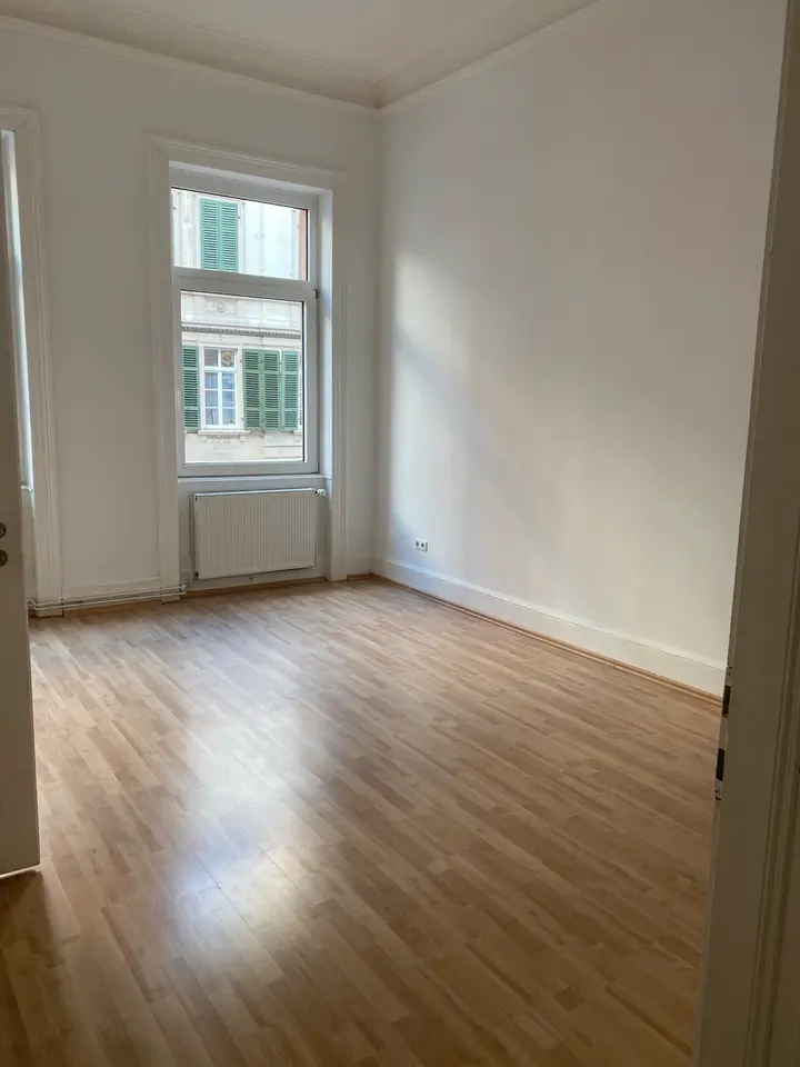 3 Zimmer Wohnung mit 84 m² in Wiesbaden – Bild 1