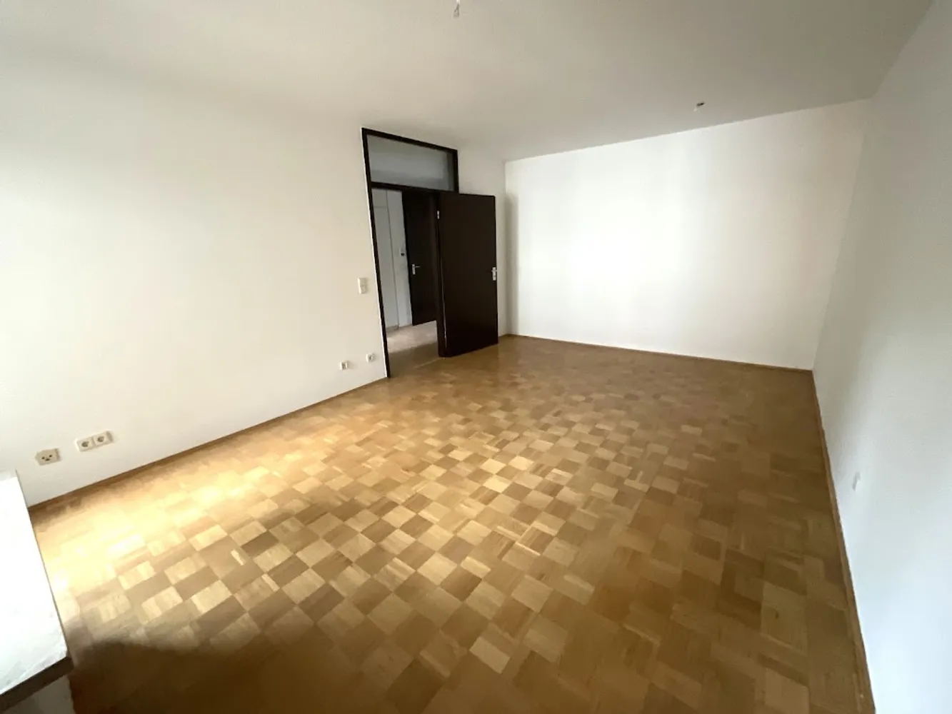 2 room apartment with 57 m² in Nuremberg – Photo 3