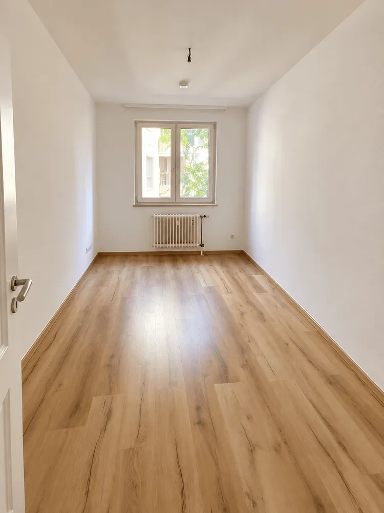 5 Zimmer Wohnung mit 142 m² in Berlin – Bild 4