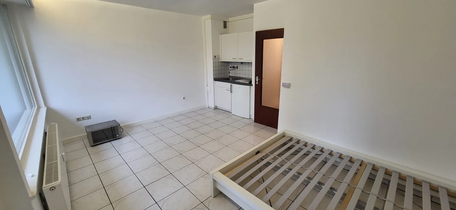 1 room apartment with 32 m² in Bonn – Photo 5