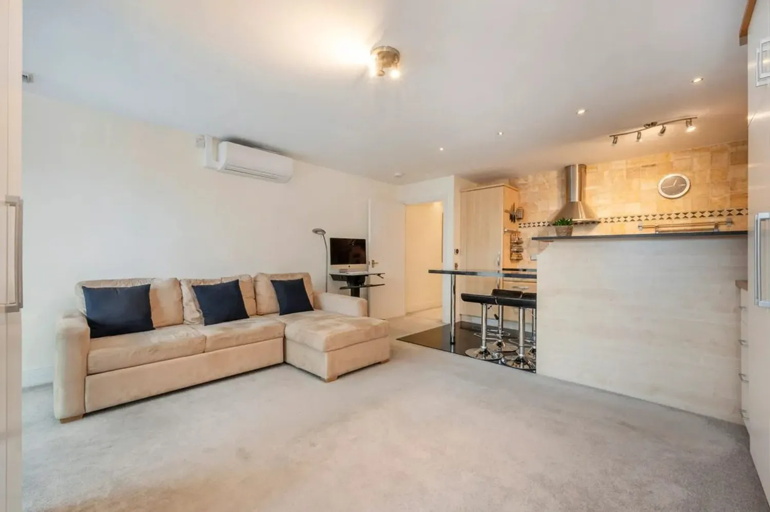1 Zimmer Wohnung mit 38 m² in Hamburg – Bild 5
