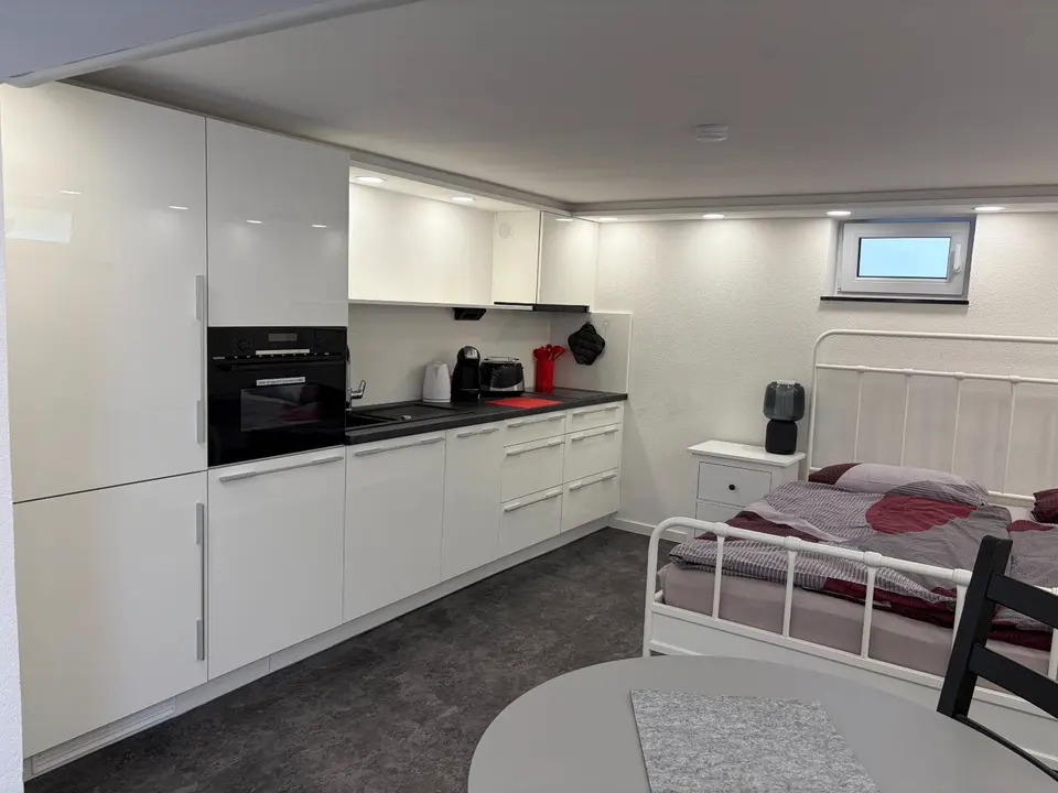 2 Zimmer Wohnung mit 150 m² in Wiesbaden – Bild 8