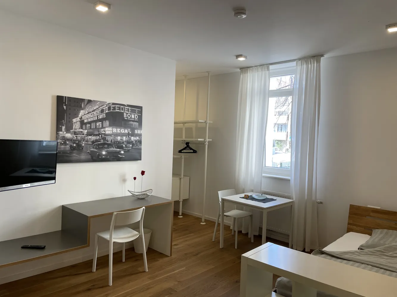 1 room apartment with 30 m² in Stuttgart – Photo 1