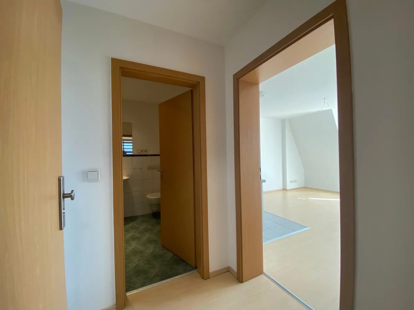 1 Zimmer Wohnung mit 31 m² in Halle (Saale) – Bild 5
