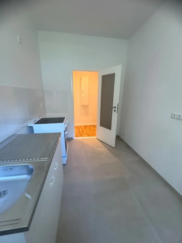 3 room apartment with 70 m² in Berlin – Photo 3