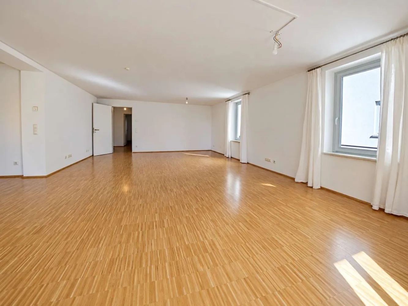 2 Zimmer Wohnung mit 100 m² in Bayreuth – Bild 2