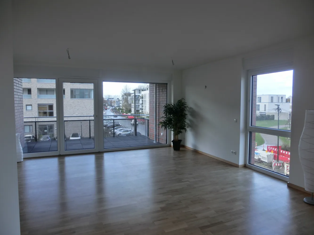 3 Zimmer Wohnung mit 98 m² in Düsseldorf – Bild 1