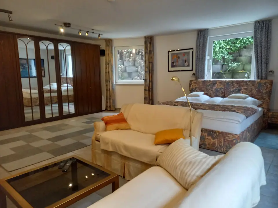 WG-Zimmer mit 85 m² in Iserlohn – Bild 1