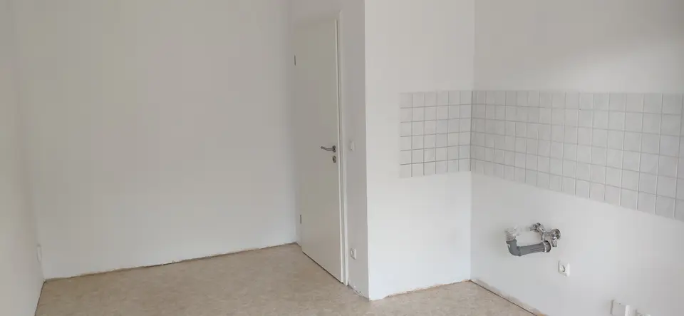2 Zimmer Wohnung mit 59 m² in Werdau – Bild 3