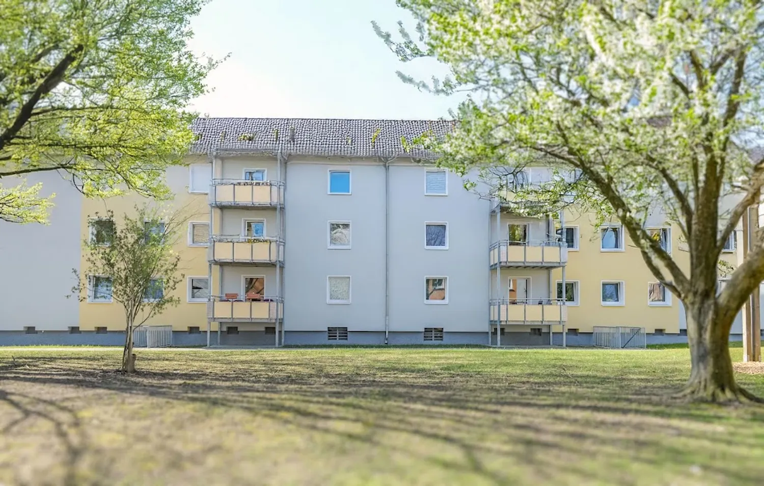 2 room apartment with 42 m² in Essen – Photo 4