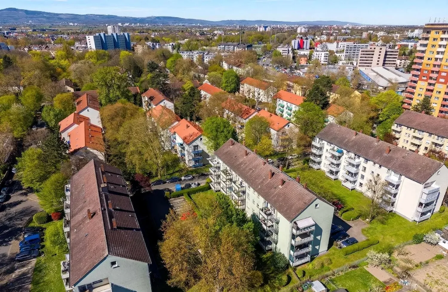 4 Zimmer Wohnung mit 80 m² in Frankfurt am Main – Bild 9