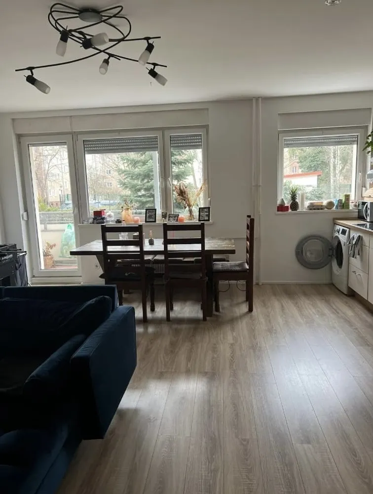 4 Zimmer Wohnung mit 90 m² in Berlin – Bild 1