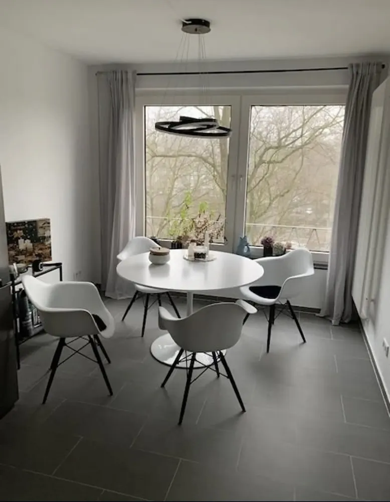 2 Zimmer Wohnung mit 67 m² in Düsseldorf – Bild 1