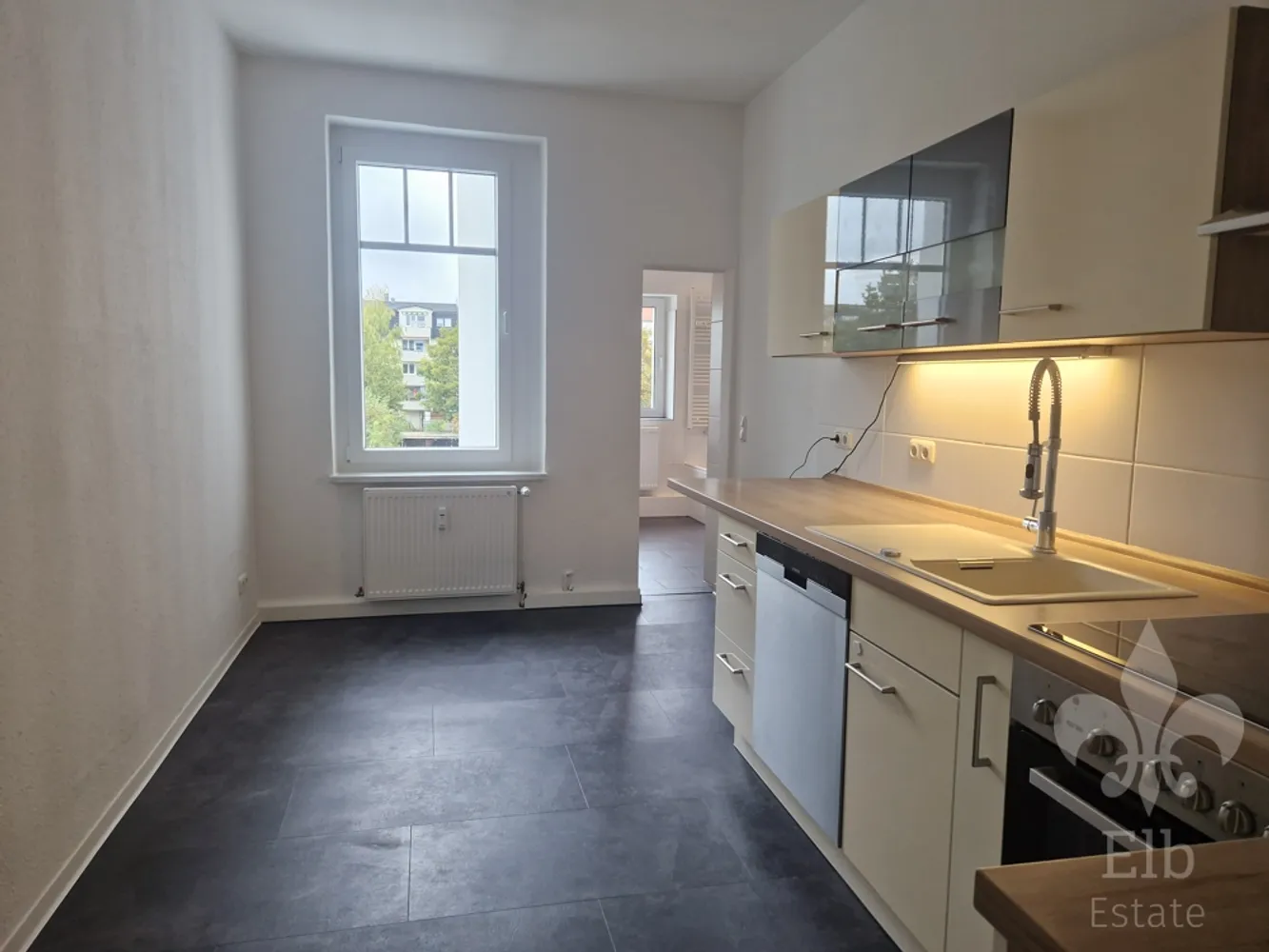 4 room apartment with 98 m² in Magdeburg – Photo 2