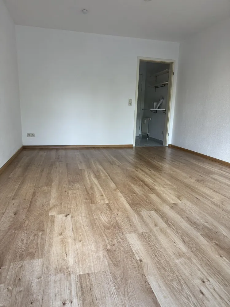 1 Zimmer Wohnung mit 27 m² in Freiburg im Breisgau – Bild 2