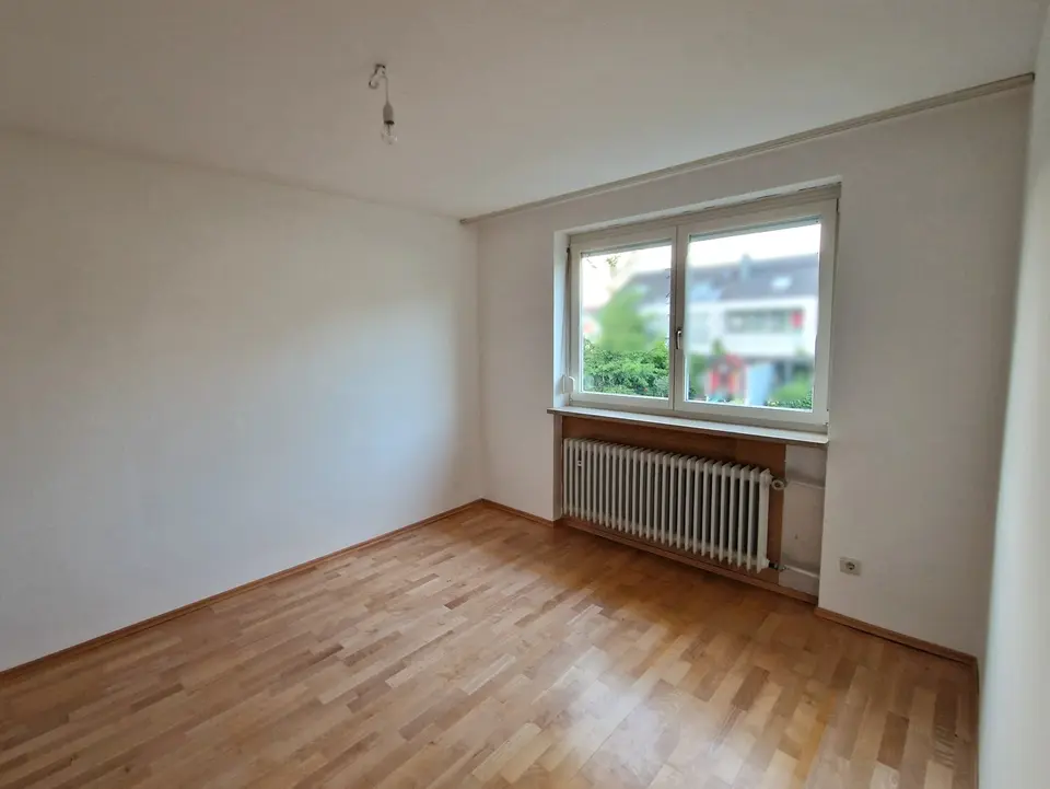 6 Zimmer Haus mit 135 m² in Erlangen – Bild 8