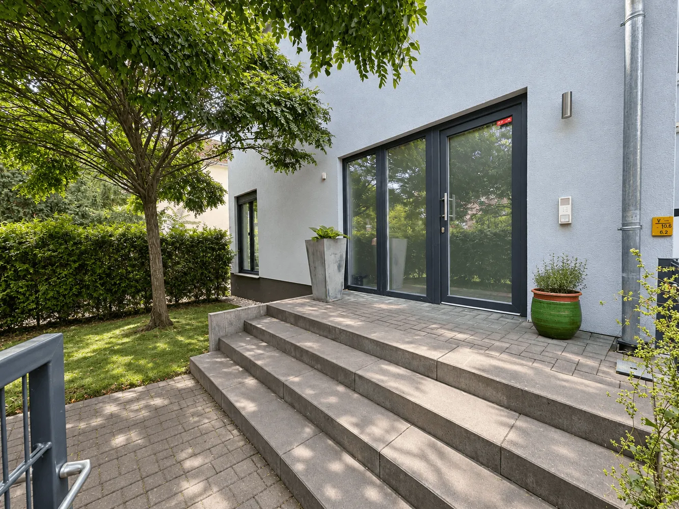5 Zimmer Haus mit 225 m² in Berlin – Bild 1