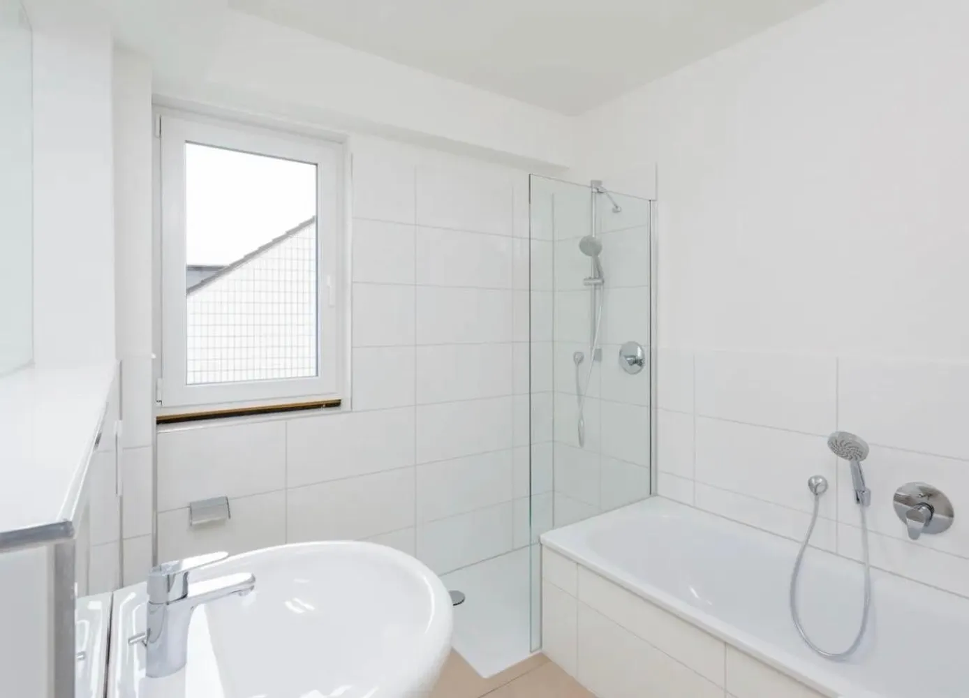 2 Zimmer Wohnung mit 66 m² in Köln – Bild 5