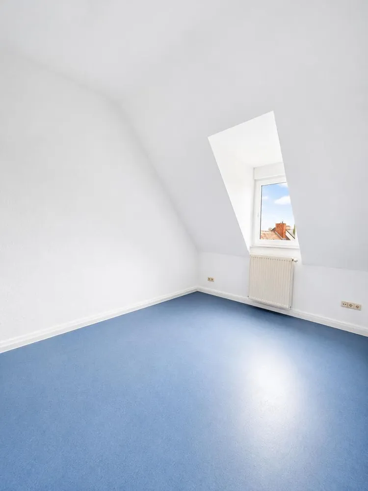 6 Zimmer Wohnung mit 117 m² in Karlsruhe – Bild 1