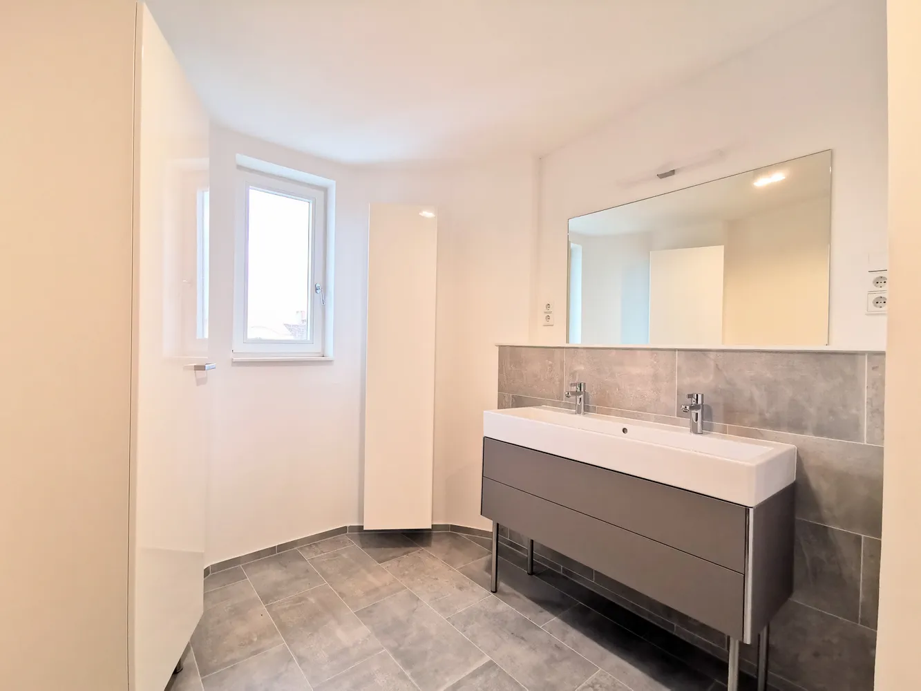 2 Zimmer Wohnung mit 90 m² in Berlin – Bild 11