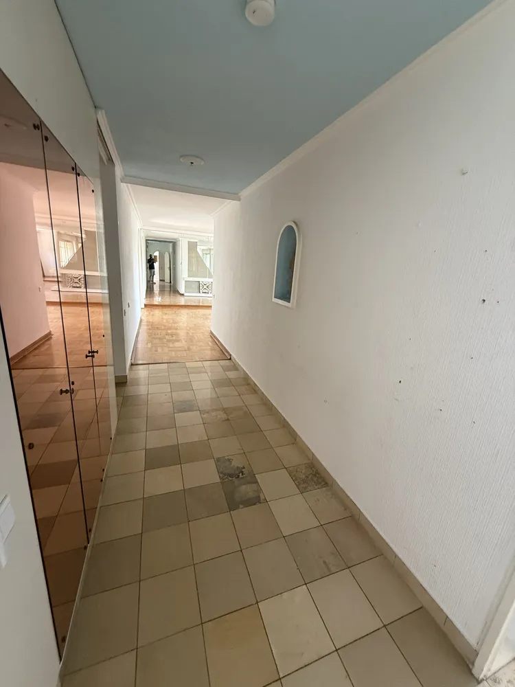 5 Zimmer Wohnung mit 144 m² in Wiesbaden – Bild 3