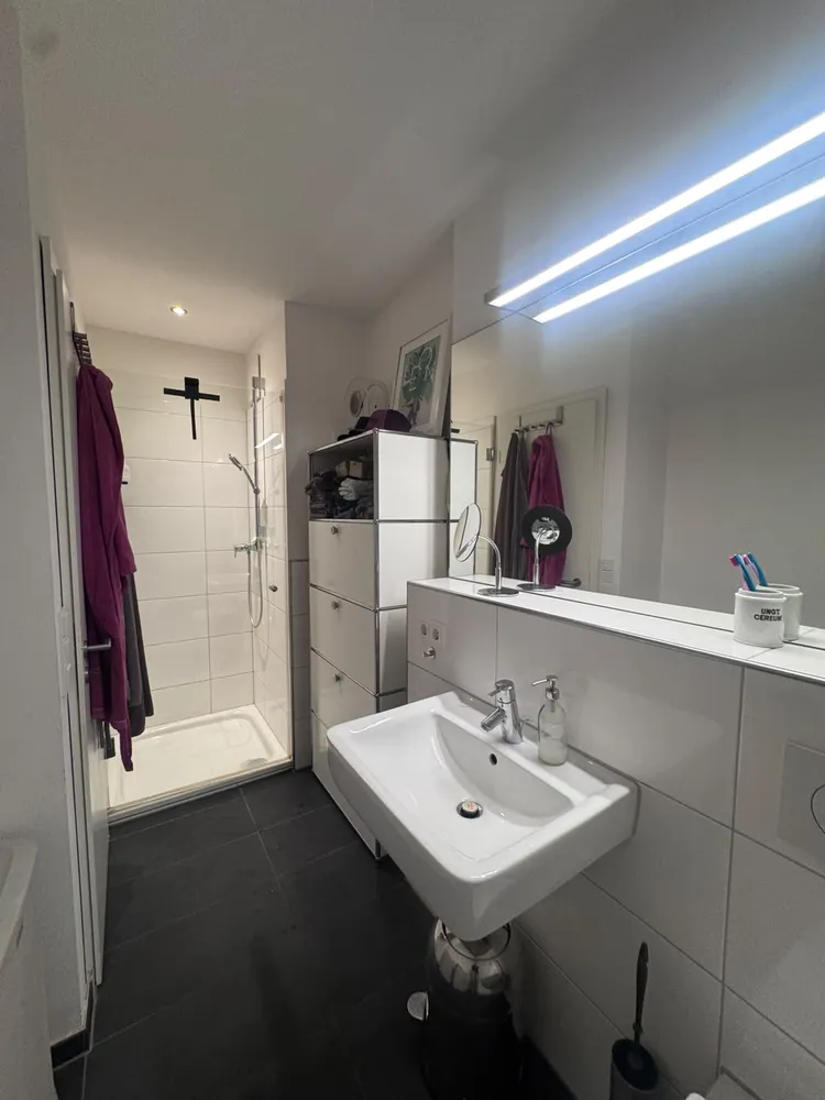 2 Zimmer Wohnung mit 83 m² in Düsseldorf – Bild 12