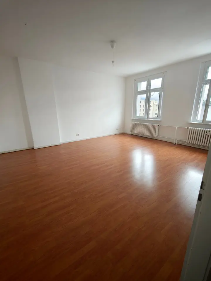 3 Zimmer Wohnung mit 96 m² in Braunschweig – Bild 2