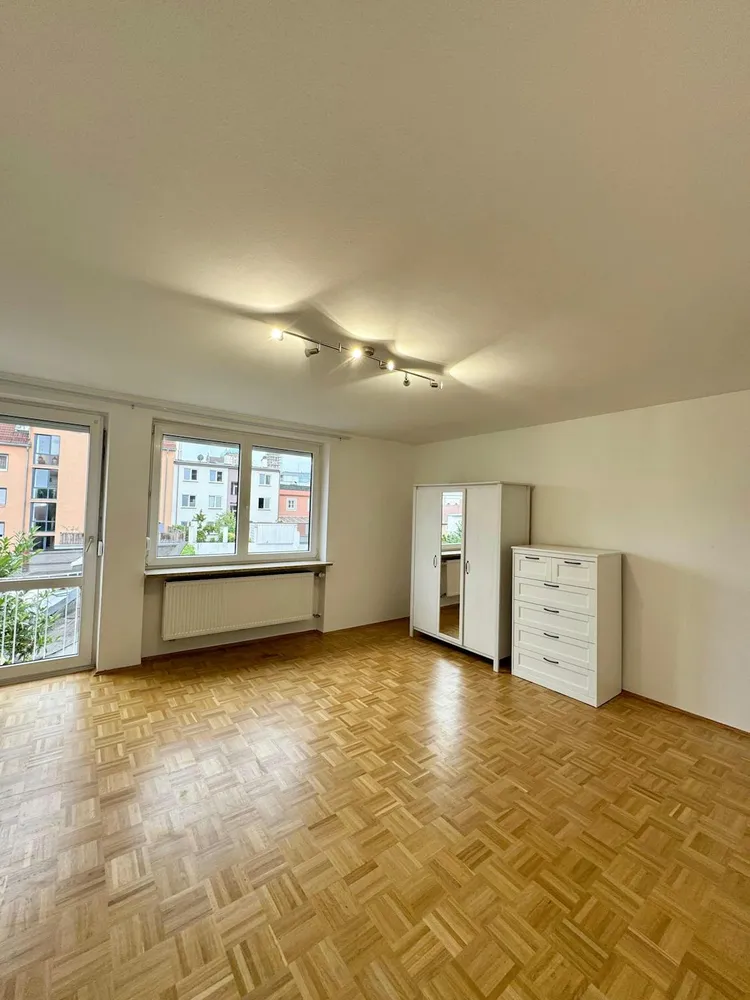 WG-Zimmer mit 28 m² in Augsburg – Bild 2
