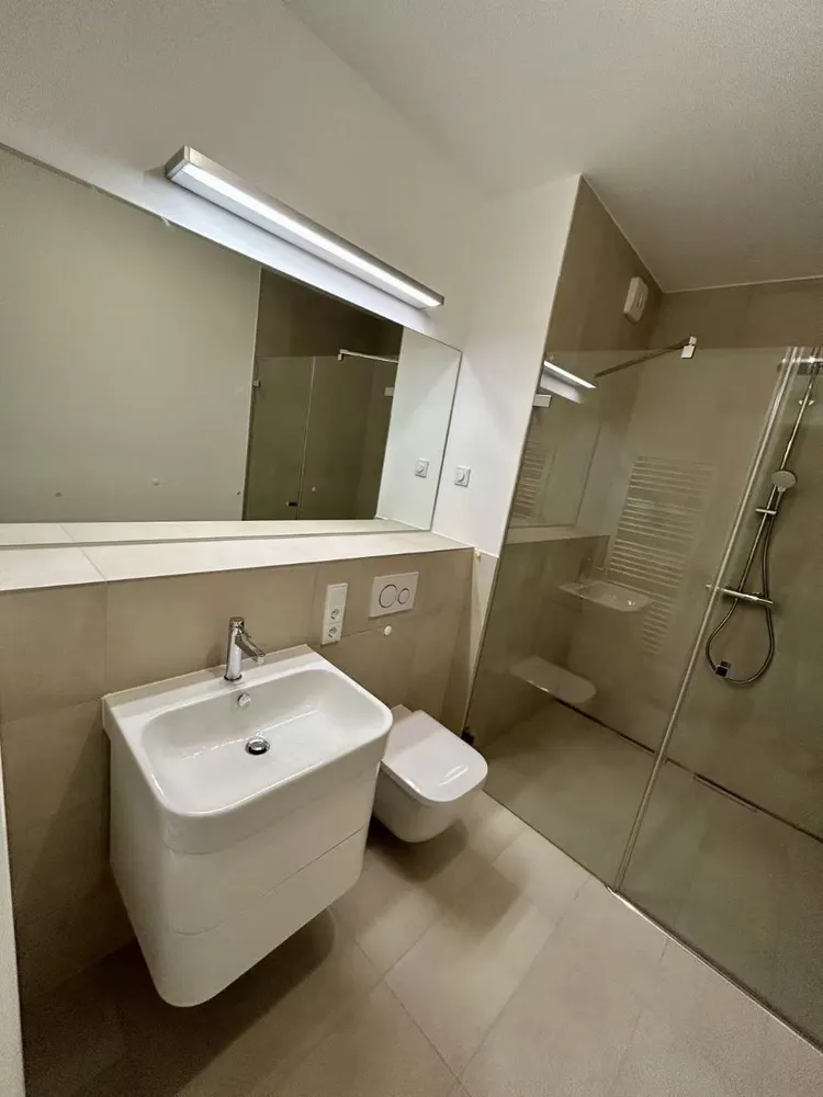 2 Zimmer Wohnung mit 50 m² in Düsseldorf – Bild 6